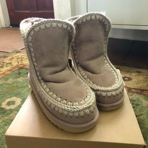Mou 18 Eskimo Boots Beige 39, brand new with tags